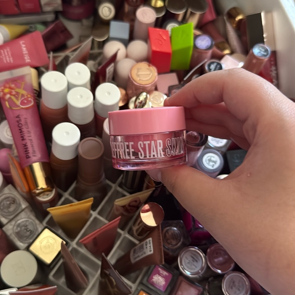 Jeffree star lip mask